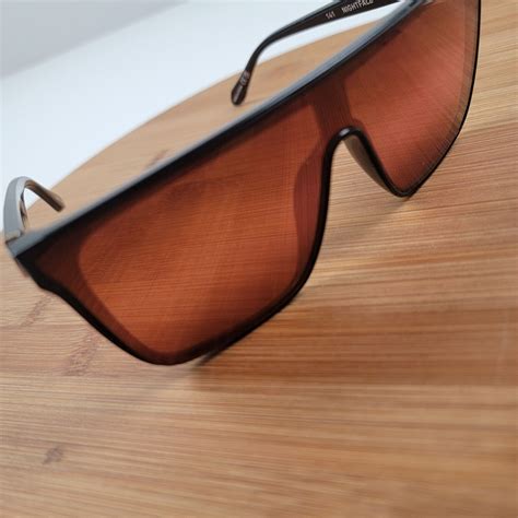 quay sunglasses nightfall 1212.